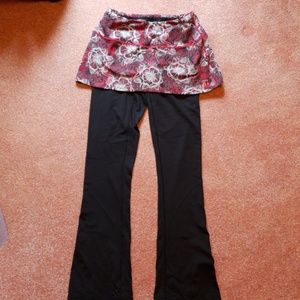 SkirtSports Skirt w/leggings.